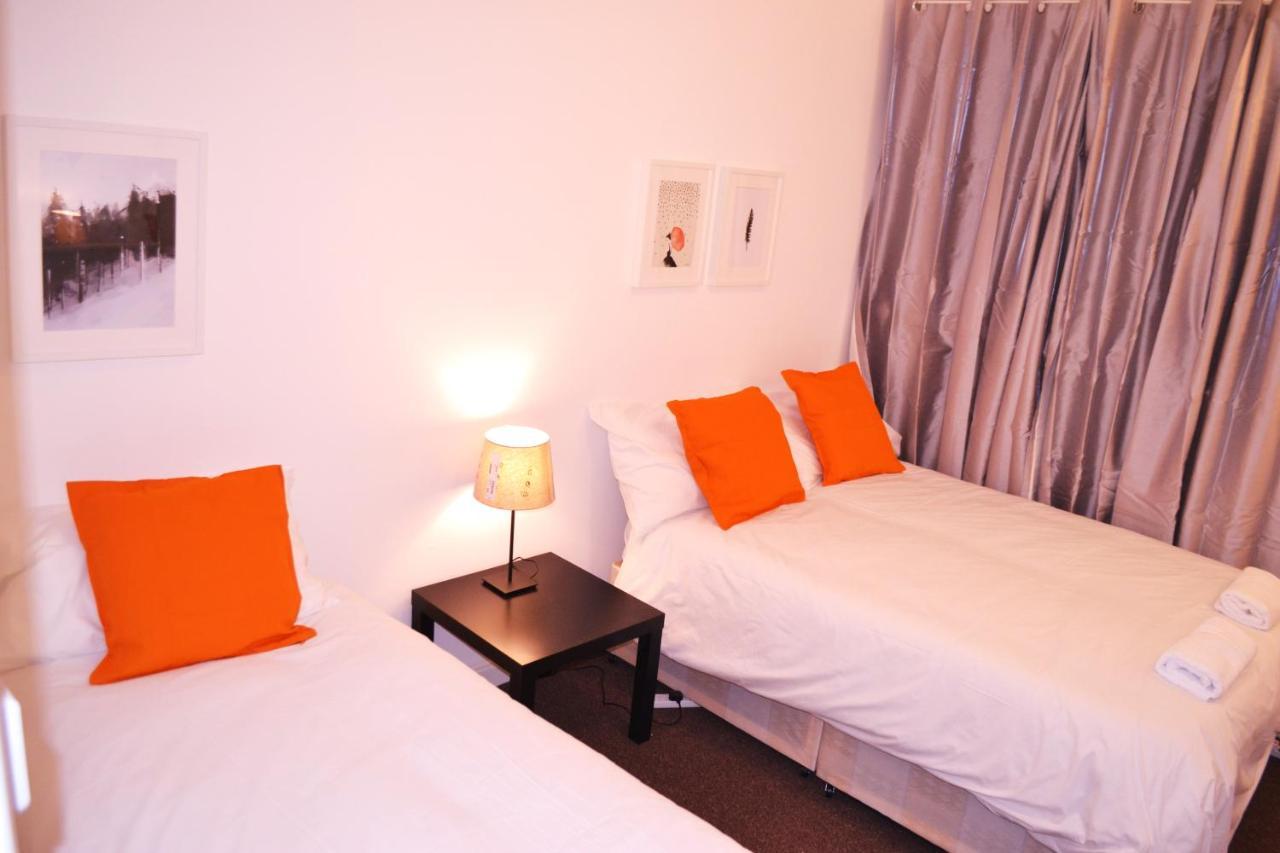 The Lion Head Hotel London Exterior photo